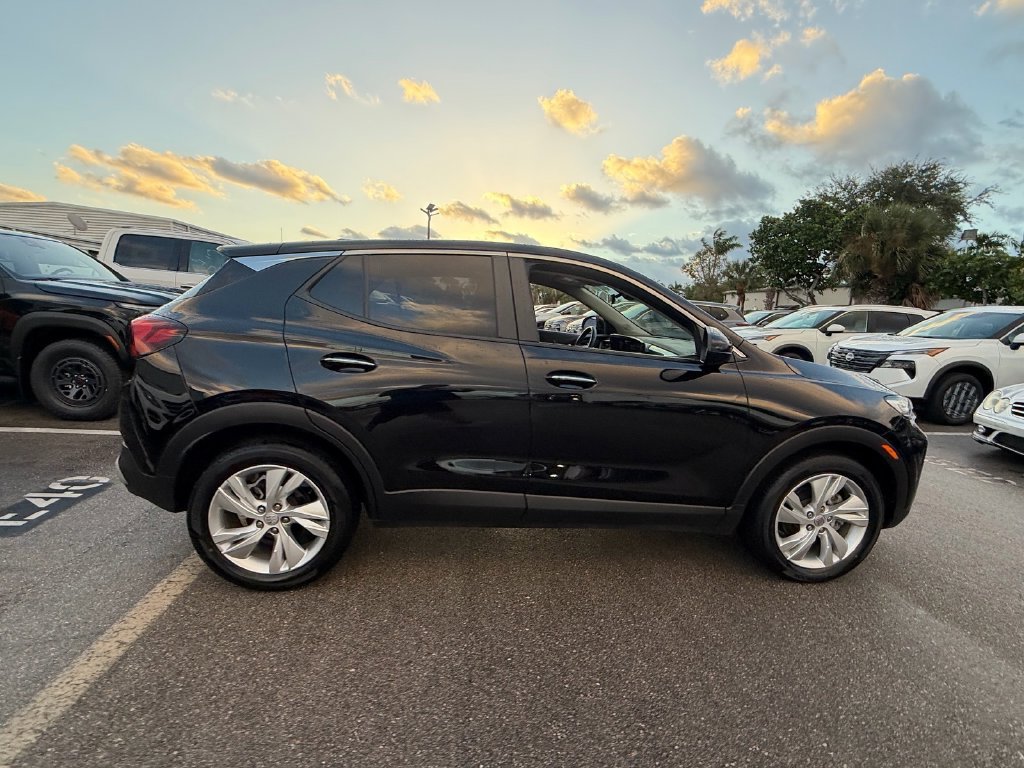 Used 2024 Buick Encore GX Preferred FWD image 8