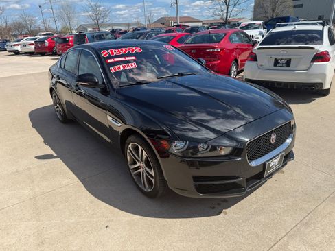 Used 2017 Jaguar XE Premium AWD/4WD image 3