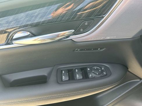 New 2025 Cadillac XT6 Premium Luxury image 16