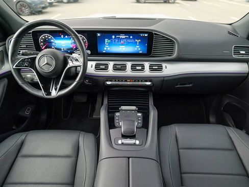 Used 2024 Mercedes-Benz GLS 450 4MATIC image 32