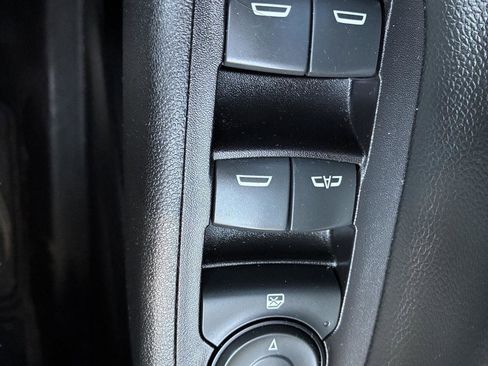 Used 2019 Chevrolet Equinox LT AWD/4WD image 19