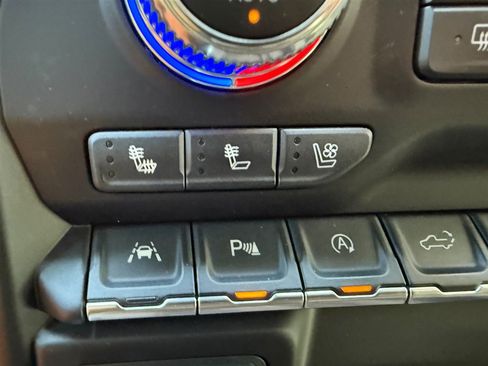 Used 2020 GMC Sierra 1500 AT4 w/ AT4 Premium Package AWD/4WD image 13