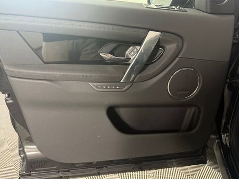 New 2025 Land Rover Discovery Sport S image 27