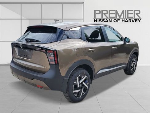 New 2026 Nissan Kicks SV image 6