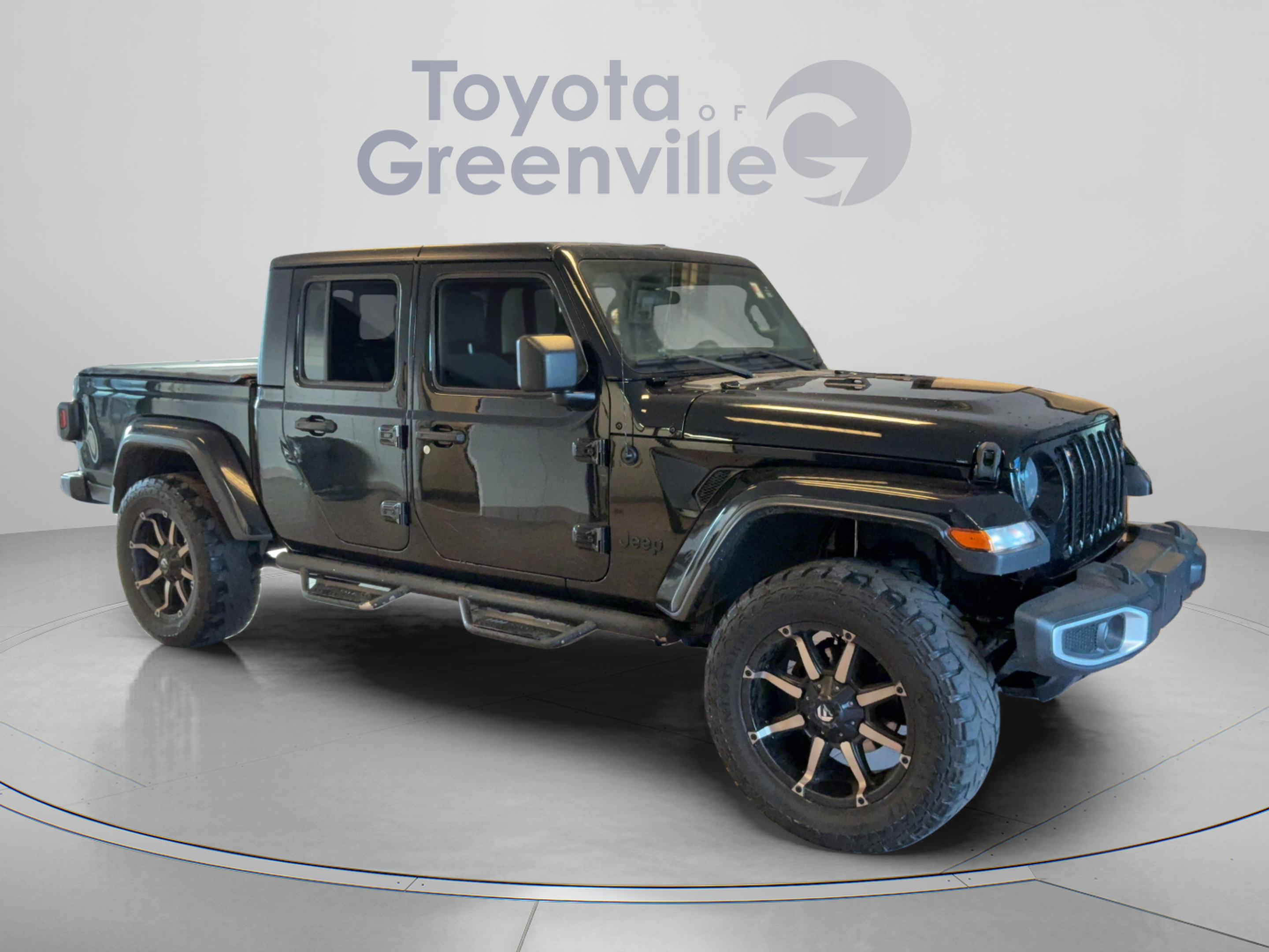 Used 2021 Jeep Gladiator Sport AWD/4WD image 1
