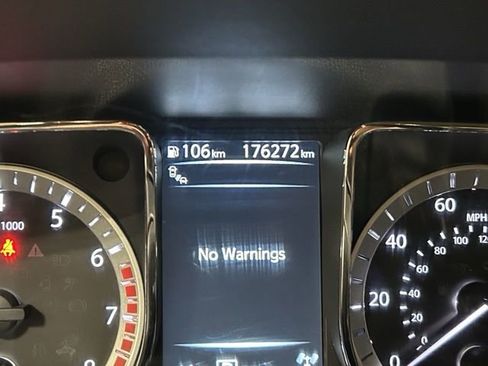 Used 2018 Nissan Titan Platinum Reserve image 24