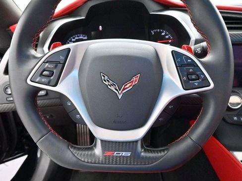 Used 2019 Chevrolet Corvette Z06 RWD image 16