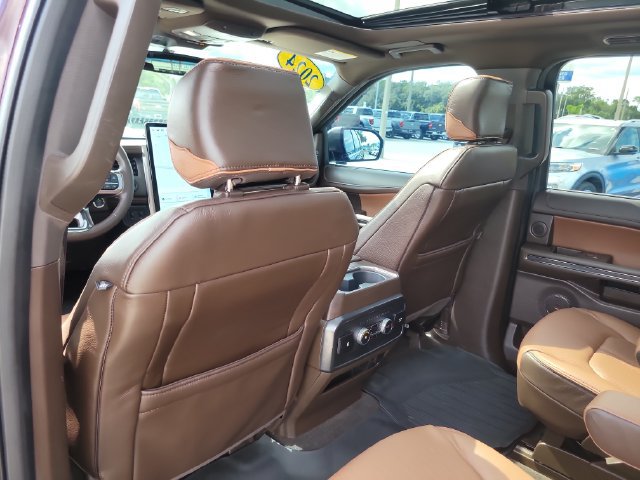 Used 2024 Ford Expedition Max King Ranch AWD/4WD image 14