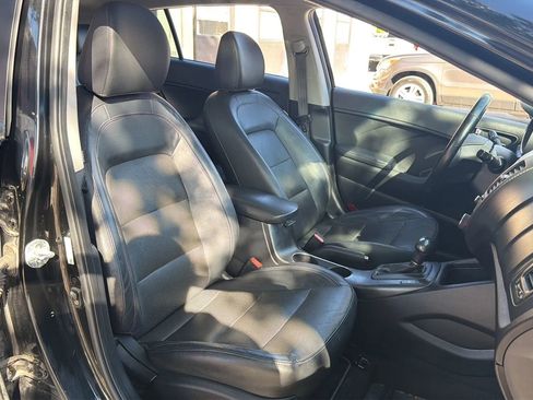 Used 2015 Kia Forte EX w/ EX Premium Package image 24