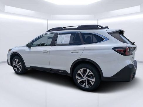 Used 2022 Subaru Outback Limited AWD/4WD image 5