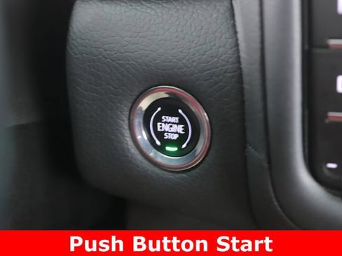 Used 2023 GMC Yukon Denali image 25