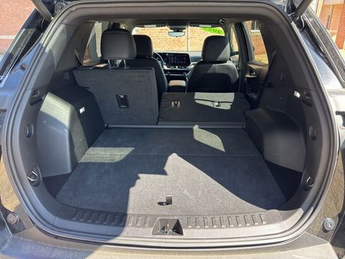 Used 2025 Chevrolet Equinox LT w/ Convenience Package II AWD/4WD image 8