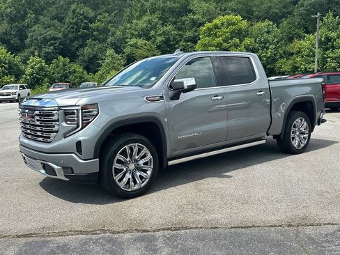 New 2026 GMC Sierra 1500 Denali w/ Denali Reserve Package AWD/4WD image 2