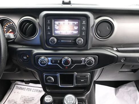 Used 2021 Jeep Wrangler Sport AWD/4WD image 13