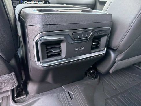 New 2026 GMC Sierra 1500 SLT w/ SLT Premium Package AWD/4WD image 16