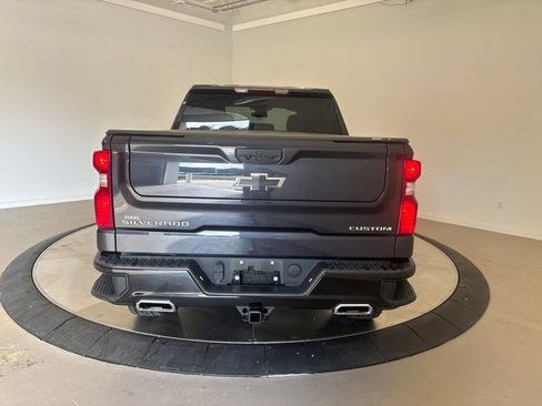 Used 2024 Chevrolet Silverado 1500 Custom Trail Boss AWD/4WD image 5