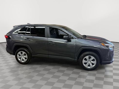 Used 2025 Toyota RAV4 LE AWD/4WD image 10