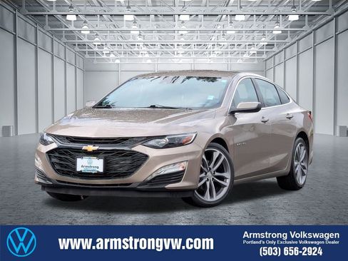 Used 2025 Chevrolet Malibu LT image 1
