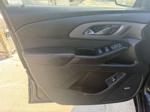 Used 2019 Chevrolet Traverse Premier w/ Redline Edition image 10