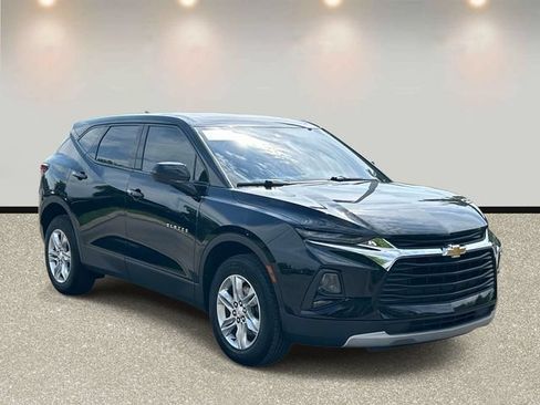 Used 2022 Chevrolet Blazer LT FWD image 3