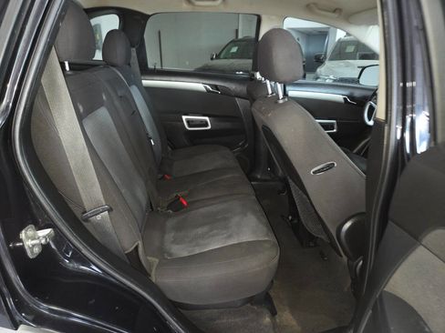 Used 2012 Chevrolet Captiva Sport LS FWD image 23