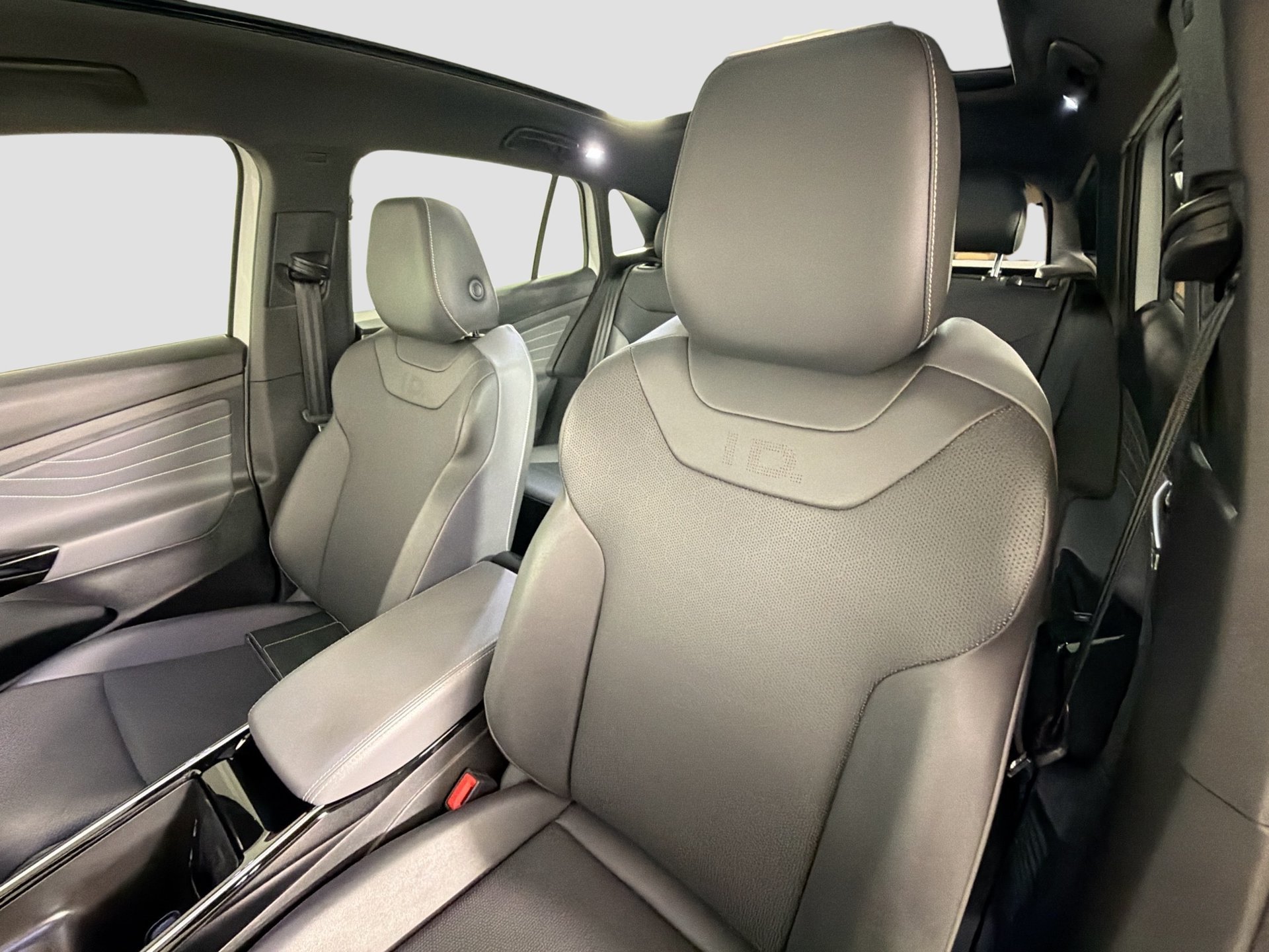 Certified 2023 Volkswagen ID.4 S RWD image 19