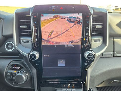 New 2026 RAM 1500 4x4 Crew Cab image 22