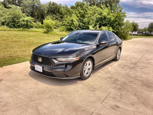 Used 2024 Honda Accord LX image 2