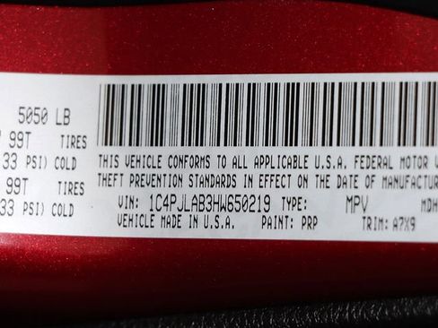 Used 2017 Jeep Cherokee Sport image 36