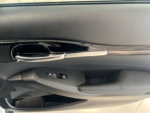 Certified 2025 Kia Seltos S FWD image 14