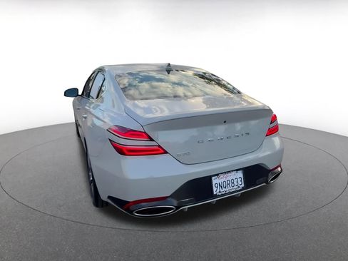 Used 2025 Genesis G70 2.5T image 11