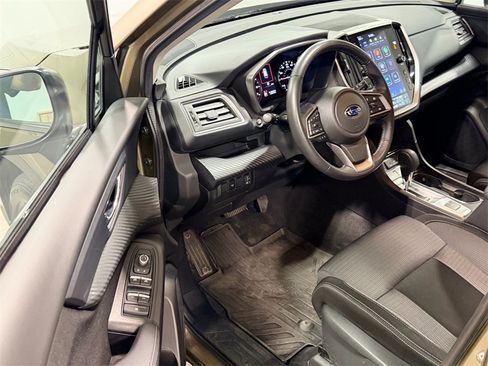 Used 2024 Subaru Ascent Premium image 10