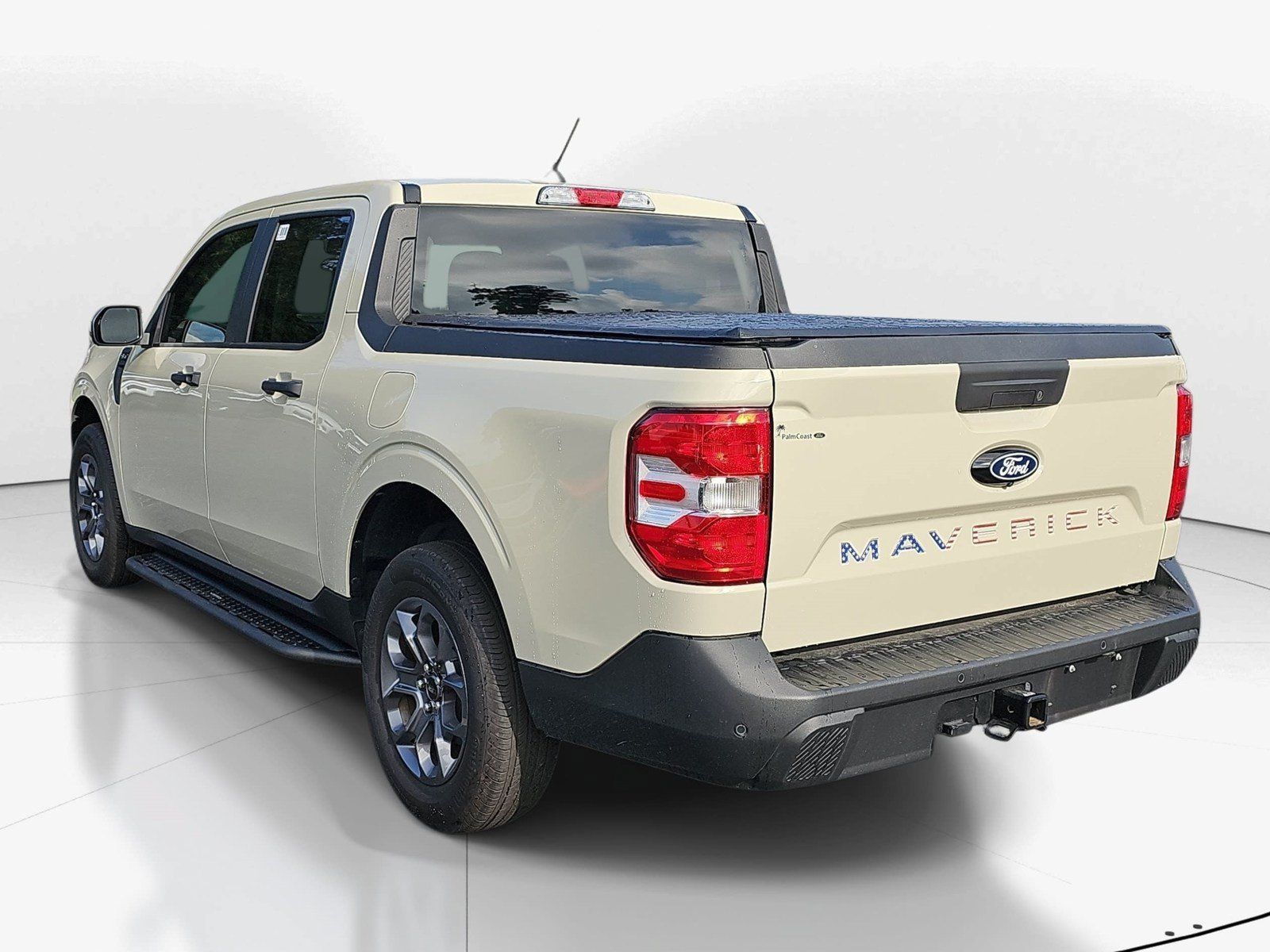 Used 2025 Ford Maverick XLT w/ XLT Luxury Package FWD image 5