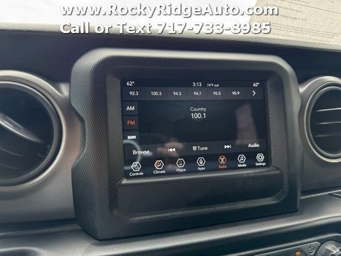 Used 2022 Jeep Wrangler Sport AWD/4WD image 27