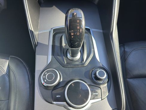 Used 2018 Alfa Romeo Giulia Ti w/ TI Leather Package image 28