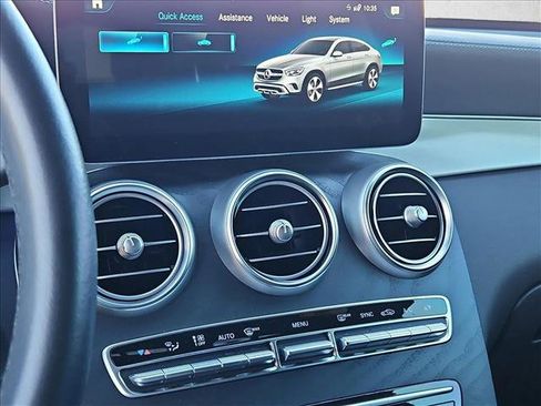 Used 2023 Mercedes-Benz GLC 300 GLC 300 image 14