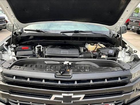 Used 2020 Chevrolet Silverado 1500 LT Trail Boss AWD/4WD image 9