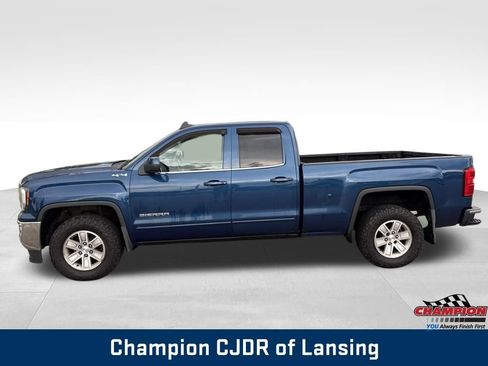 Used 2018 GMC Sierra 1500 SLE AWD/4WD image 4