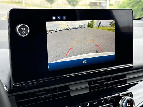 Used 2024 Honda Prologue Touring image 6