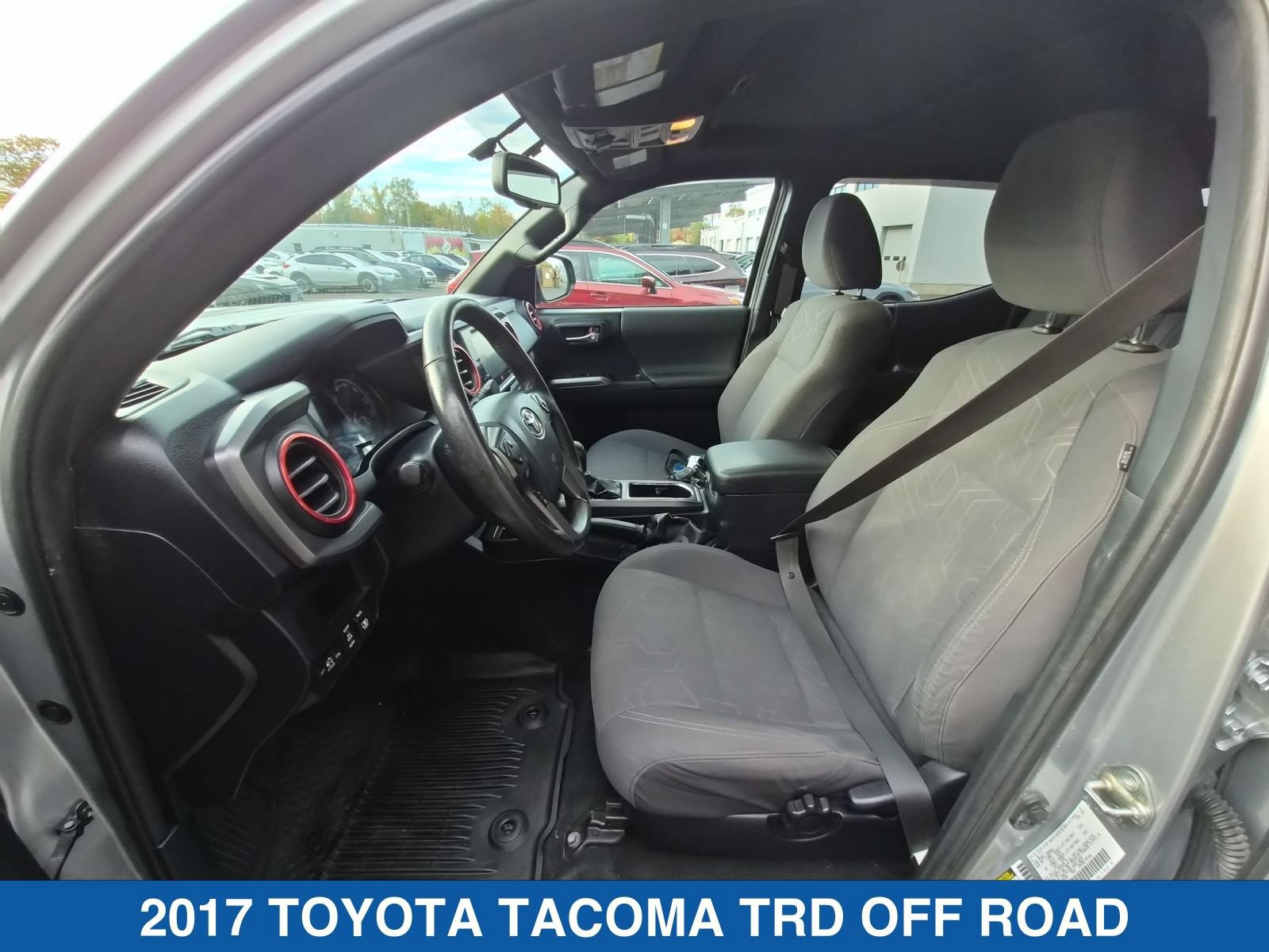 Used 2017 Toyota Tacoma TRD Off-Road AWD/4WD image 26