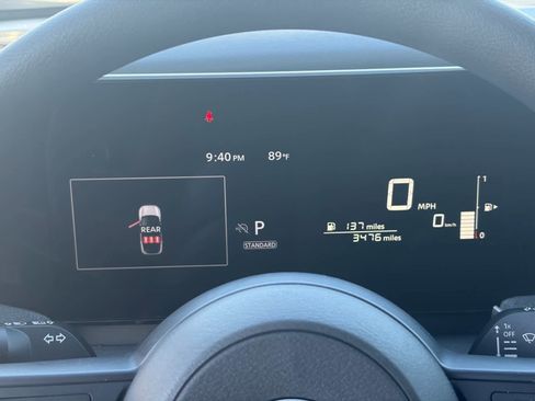 Certified 2025 Nissan Kicks SV image 21