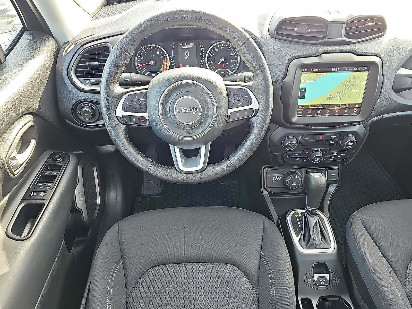 Certified 2023 Jeep Renegade Latitude w/ Sun/Sound Group AWD/4WD image 11