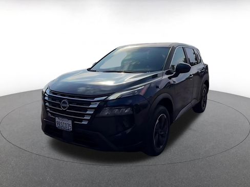 Used 2025 Nissan Rogue SV FWD image 7