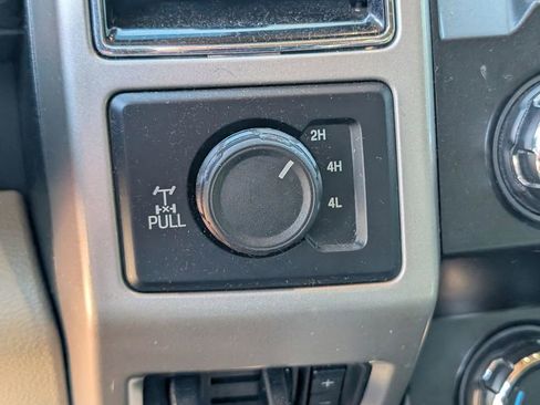 Used 2021 Ford F250 Lariat w/ FX4 Off-Road Package image 26