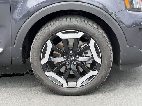 Used 2025 Kia Telluride S AWD/4WD image 16
