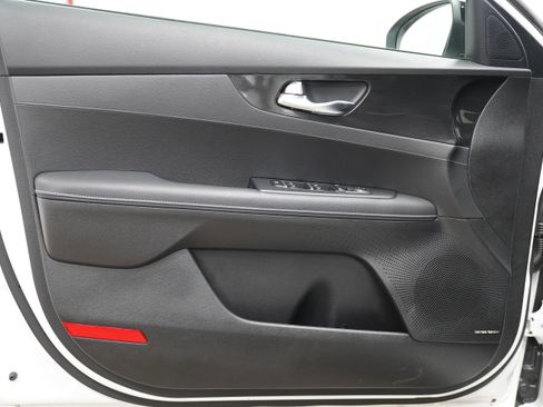 Used 2022 Kia Forte GT-Line w/ GT-Line Premium Package FWD image 16