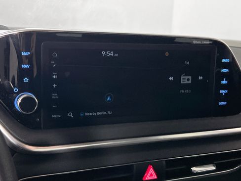 Used 2023 Hyundai Sonata SEL image 12