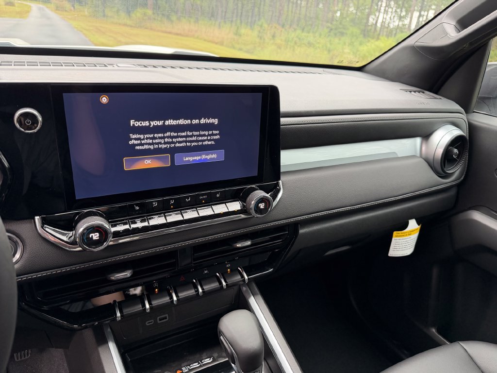 New 2026 Chevrolet Colorado LT w/ LT Convenience Package RWD image 16