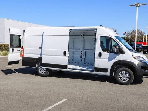 New 2024 RAM ProMaster 3500 w/ Quick Order Package 22H SLT+ image 22