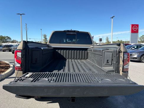 Certified 2024 Nissan Titan PRO-4X image 11